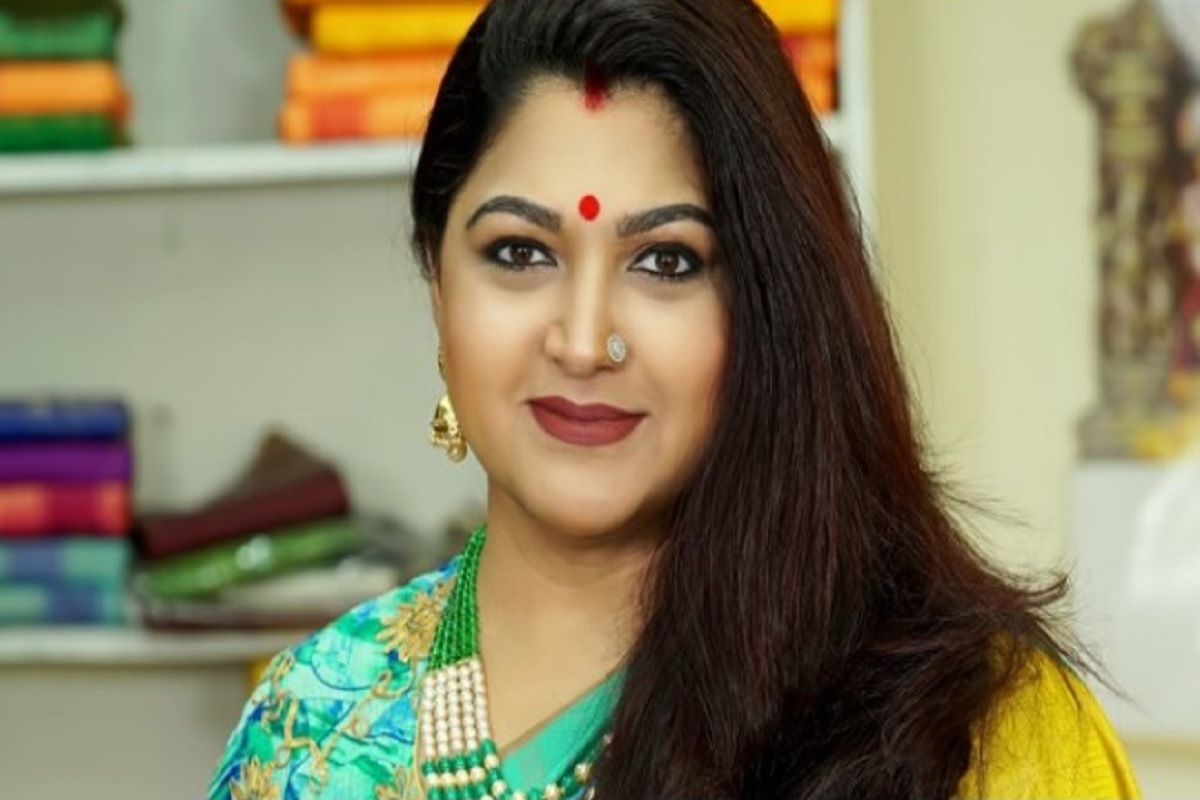 “காங்கிரஸ்காரர்கள் பெரிய நயவஞ்சகர்கள்”…. வெளுத்து வாங்கிய குஷ்பூ…!!!