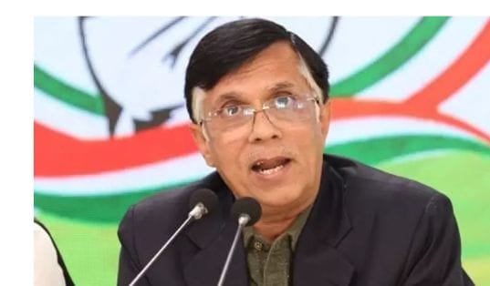 இது வாக்காளர்களின் முகத்தில் அறைவது போன்ற செயல்…? அரவிந்த் கெஜ்ரிவாலுக்கு காங்கிரஸ் கண்டனம்..!!!!