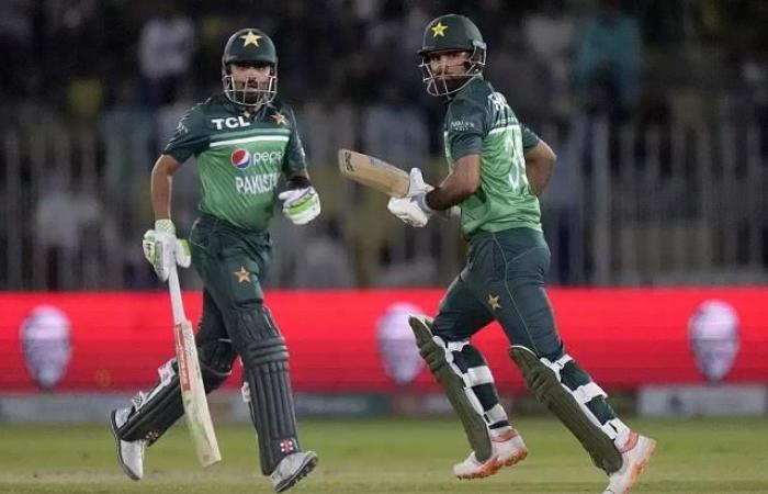 PAK vs NZ : 500வது ஒருநாள் வெற்றியை பதிவு செய்த பாகிஸ்தான்…!!