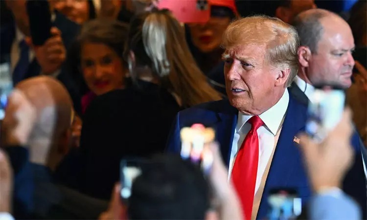 கைது செய்யப்பட்ட ட்ரம்ப்…. நீதிமன்றத்தில் நடந்தது என்ன….?