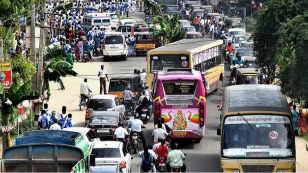 போக்குவரத்து விதிமுறை மீறல்…. தமிழகத்தில் அமலுக்கு வந்த புதிய சட்டம்…. அரசு உத்தரவு…!!!