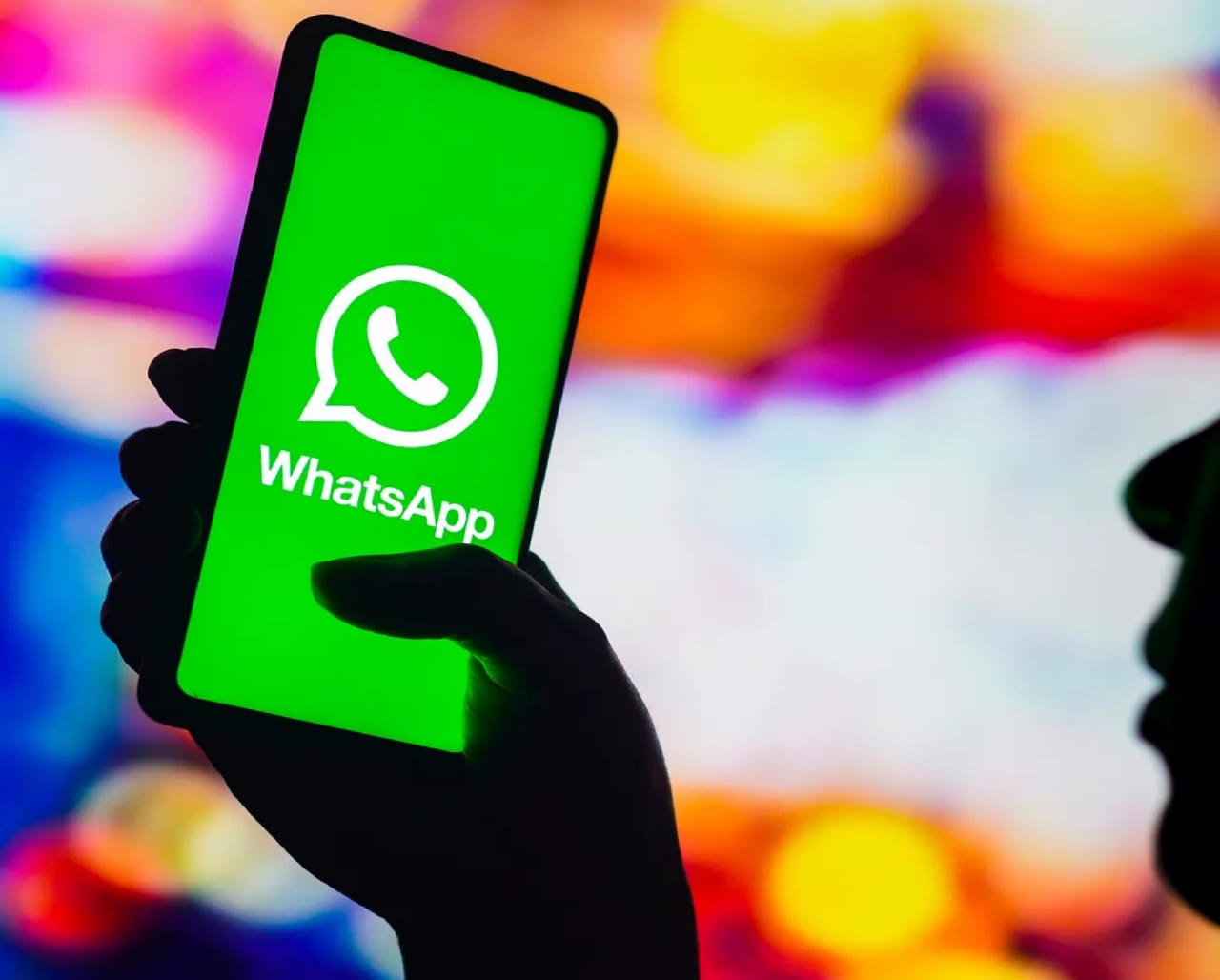 WhatsApp பயனர்களே!… “i” ஆப்ஷன் பற்றி உங்களுக்கு தெரியுமா?…. பலரும் அறியாத தகவல் இதோ….!!!!