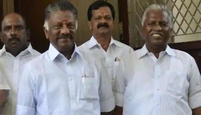 “அவங்கள பற்றி பேச எனக்கு வெட்கமாக இருக்கு?”…. கே.பி முனுசாமி பேட்டி….!!!!!