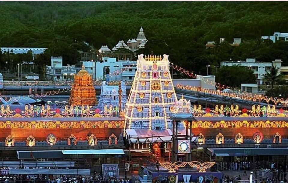 திருப்பதி பக்தர்களே!… சுவாமி தரிசனத்தில் புது மாற்றம் அமல்…. தேவஸ்தானம் போட்ட அதிரடி பிளான்….!!!!