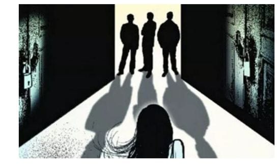 கொடூரம்… 17 வயது சிறுமியை கடத்தி ஐந்து நாட்கள் பலாத்காரம்… 3 பேர் அதிரடி கைது…!!!!!