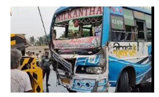 ரயில் விபத்தில் காயமடைந்தவர்கள் சென்ற பேருந்து விபத்து… பெரும் அதிர்ச்சி சம்பவம்…!!!!!!