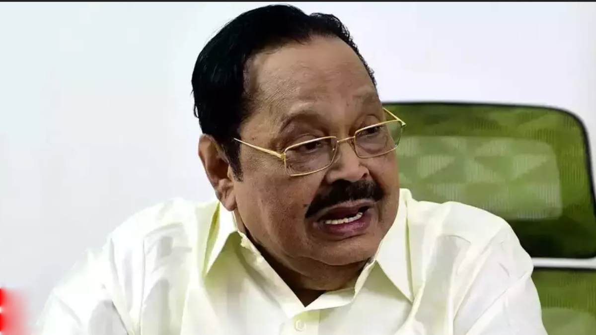 அதெல்லாம் எனக்கு தெரியாது…. என் விஷயம் கேட்டீங்க இல்ல…. ஆள விடுங்க என்று கிளம்பிய அமைச்சர் துரைமுருகன்!!