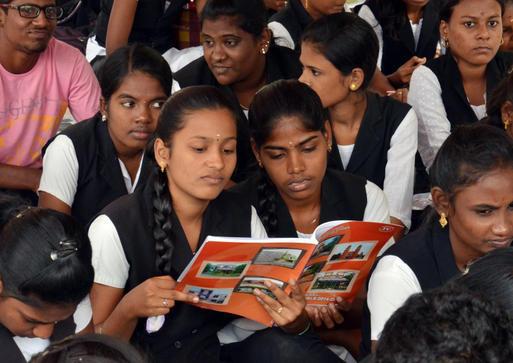 தமிழகத்தில் சட்ட கல்லூரிகளில் மாணவர் சேர்க்கைக்கு விண்ணப்பிக்க இன்றே கடைசி நாள்… வெளியான அறிவிப்பு…!!!