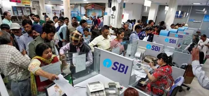 SBI வாடிக்கையாளர்களுக்கு நல்ல செய்தி…. ஆகஸ்ட்-15 வரை நீட்டிப்பு…. பயன்படுத்திக்கோங்க…!!!