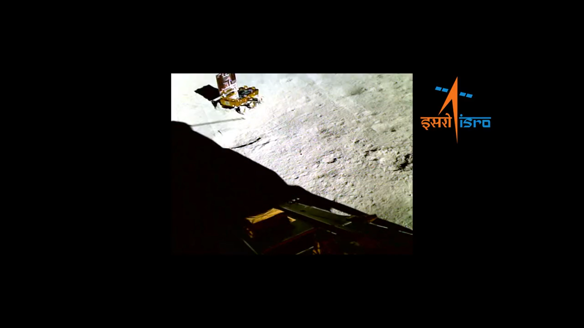 Chandrayaan-3 Mission: நிலவில் பாதுகாப்பாக உலா வரும் ரோவர்…. குழந்தையை போல கவனிக்கும் விக்ரம் லேண்டர்…. இஸ்ரோ புதிய வீடியோ..!!