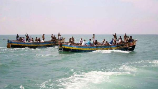 BREAKING: தமிழக மீனவர்கள் மீது கடற்கொள்ளையர்கள் தாக்குதல்…!!