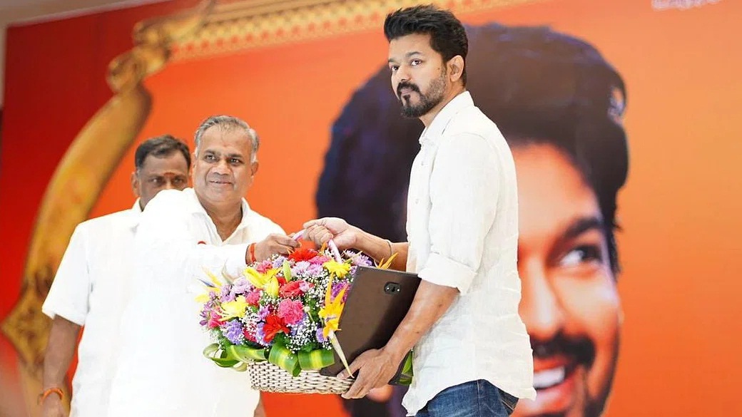 இனி ”விஜய்” என அழைக்க கூடாது; ”தளபதி” என சொல்லுங்க;  புஸ்ஸி ஆனந்த் புது உத்தரவு!!