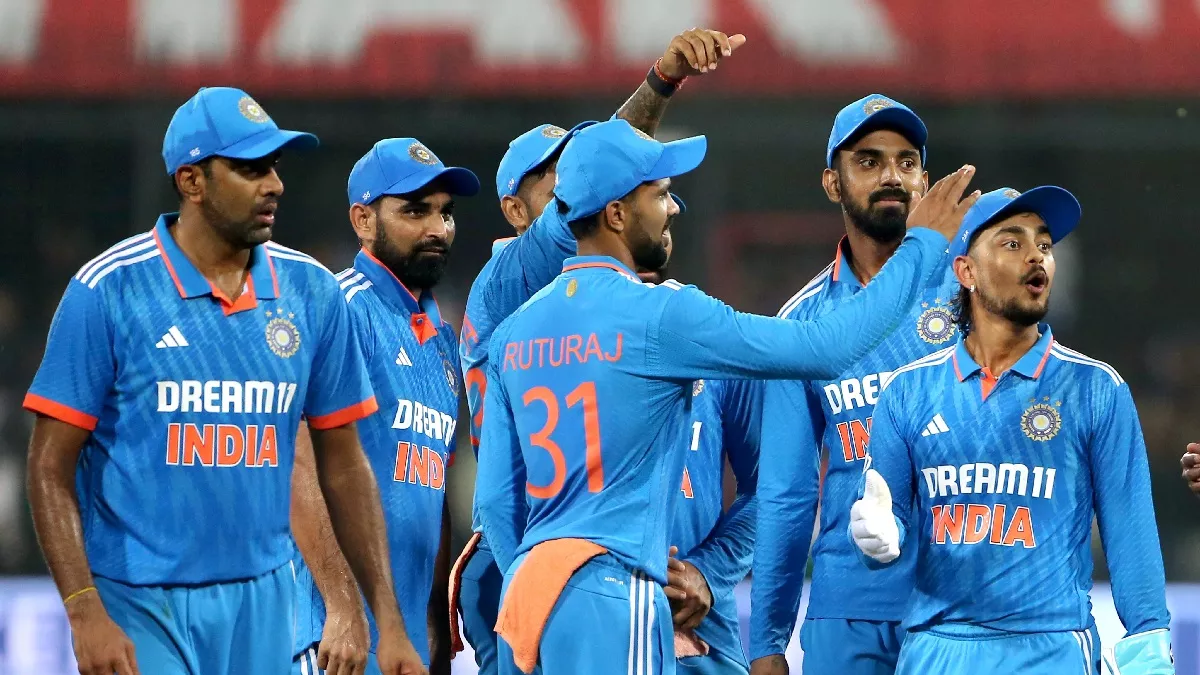 IND v AUS வது ஒருநாள் போட்டி : ஆஸ்திரேலிய அணியை வீழ்த்தி தொடரை 2-0 என்ற கணக்கில் கைப்பற்றியது இந்திய அணி..!!