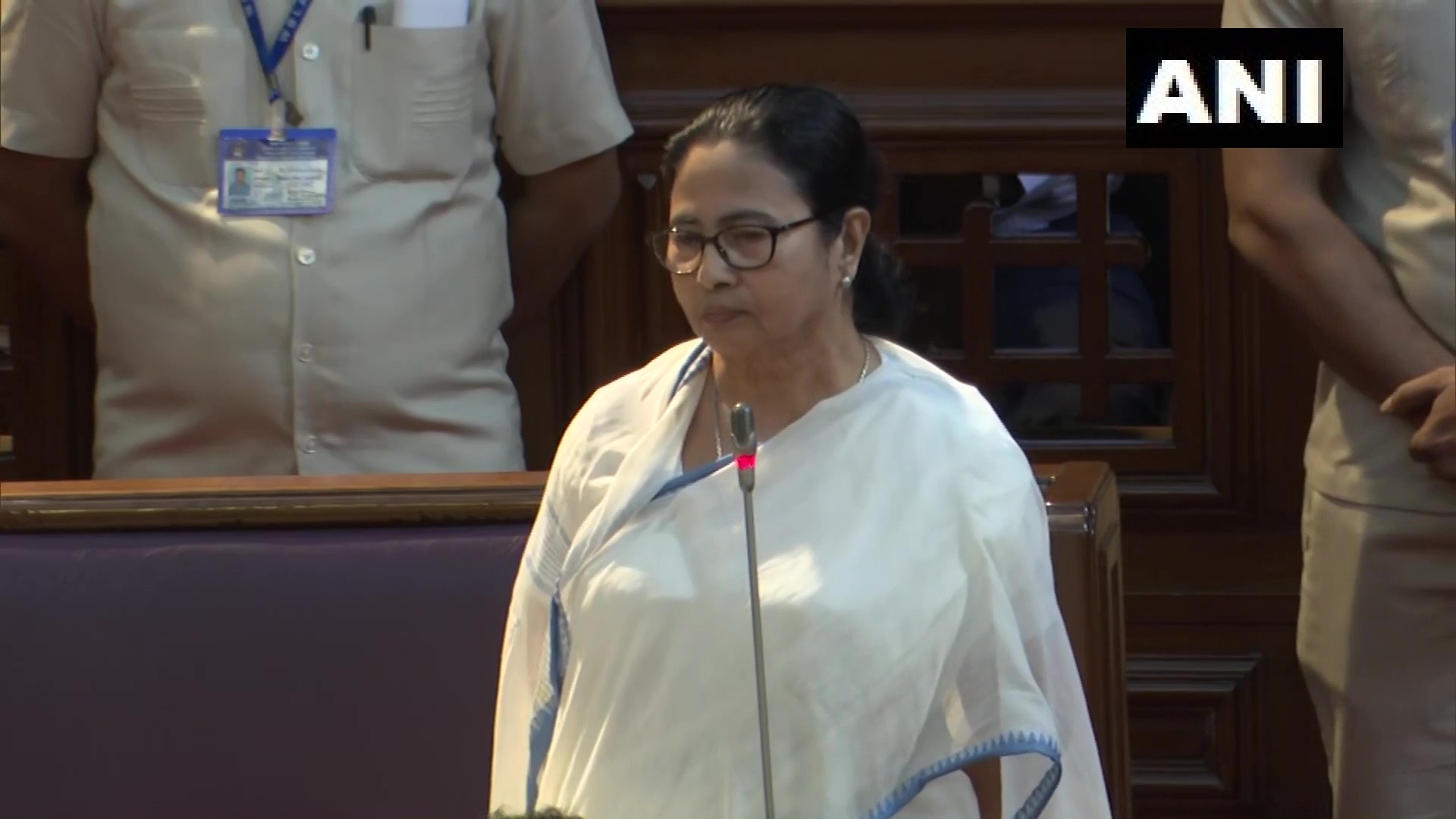 CM Mamata Banerjee Announces : எம்எல்ஏக்களின் சம்பளம் மாதம் ரூ.40,000 உயர்த்தப்படும்…. முதல்வர் மம்தா பானர்ஜி அறிவிப்பு..!!