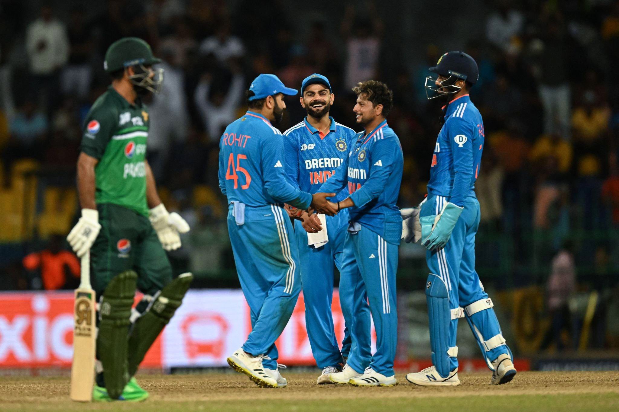 IND vs PAK : ODI கிரிக்கெட்டில்…. 228 ரன்கள் வித்தியாசத்தில் பாகிஸ்தானை வீழ்த்தி வரலாற்று வெற்றியை பதிவு செய்த இந்திய அணி..!!