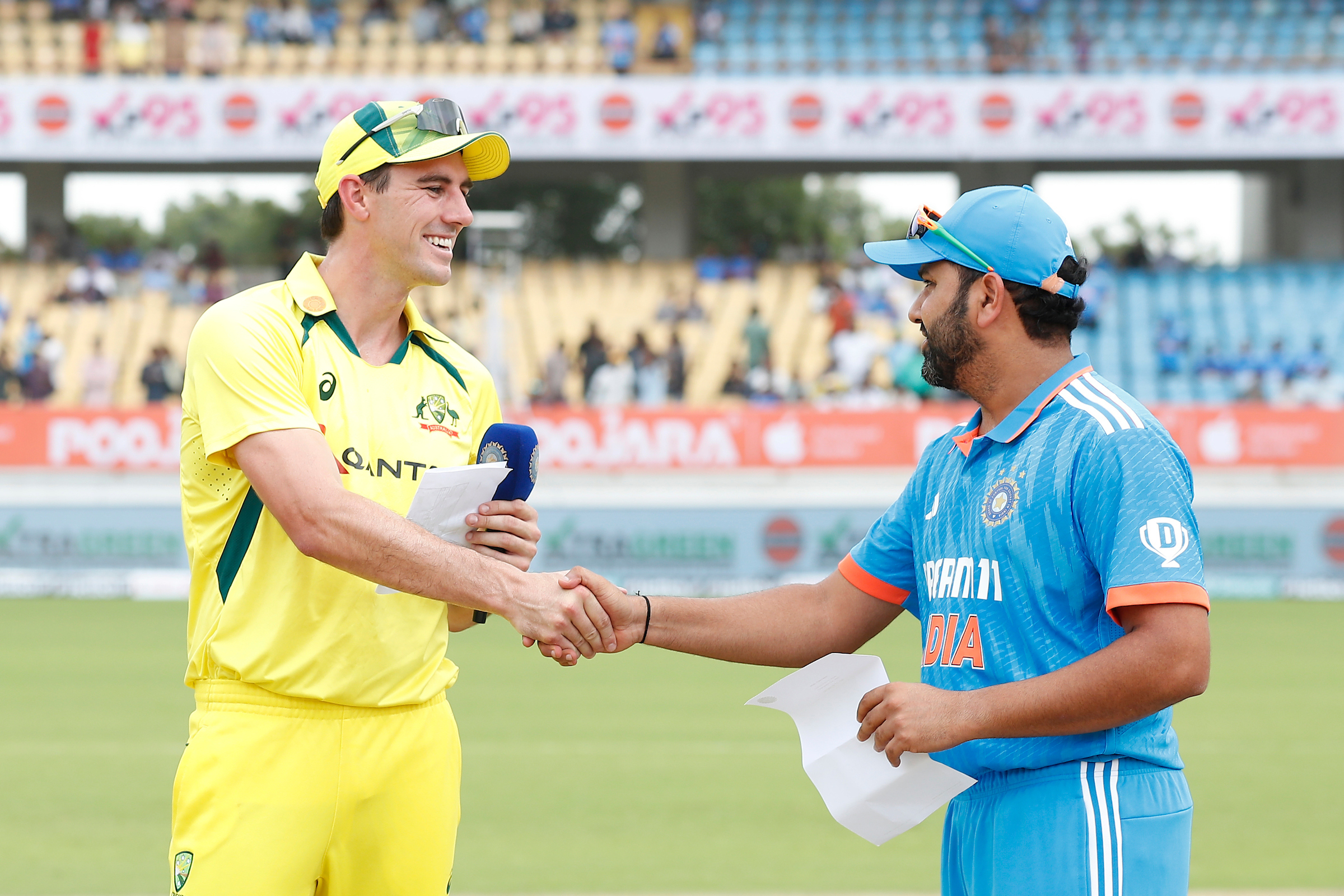 #INDvAUS : இஷான், அஸ்வின் இல்லை.! ஆடும் லெவனில் சில மாற்றம்…. டாஸ் வென்ற ஆஸ்திரேலியா முதலில் பேட்டிங்.!!