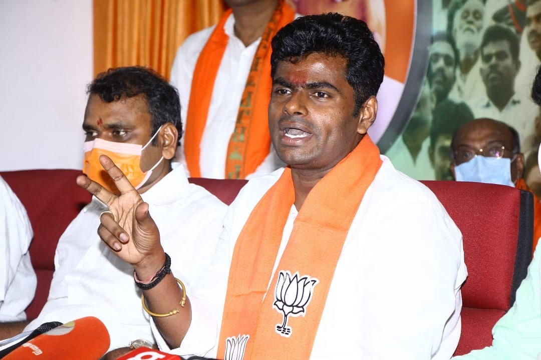 டெய்லி 4 மணி நேரம் தான் தூங்குறேன்; 6,500 கலோரி போயிடுது.. எனக்கு நிறைய வேலை இருக்கு.. அதிமுக குறித்து பேச மறுத்த அண்ணாமலை..!!