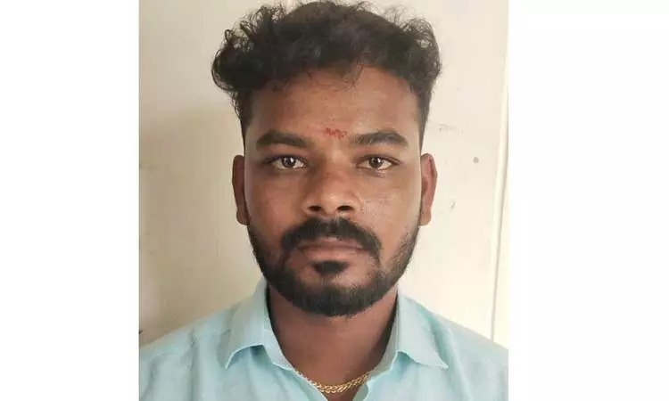 இளம்பெண்ணை ஏமாற்றிய வாலிபர்…. காதலனுக்கு 10 ஆண்டுகள் ஜெயில்…. நீதிபதியின் அதிரடி உத்தரவு…!!