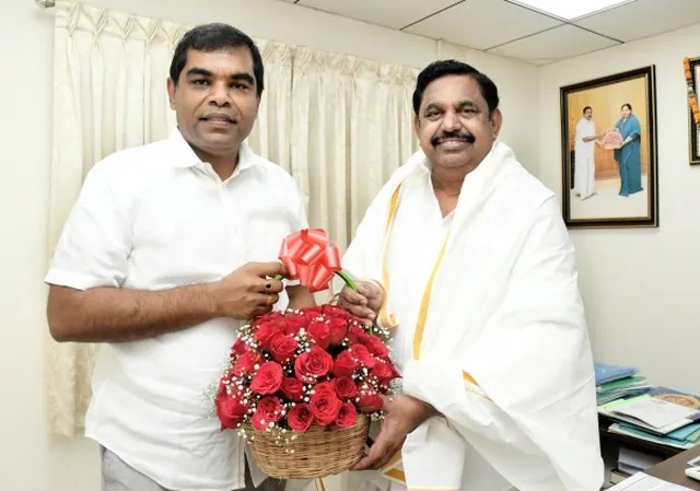 அதிமுகவில் இணைந்த பாஜக எம்எல்ஏ மருமகன்…. வெளியான தகவல்…!!!