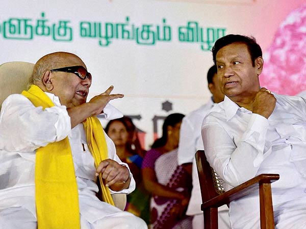 கலைஞரை Follow பண்ணுங்க…!   அவரு வார்த்தை ஜலத்தை Use பண்ணுங்க… DMKவினருக்கு டி.ஆர். பாலு அட்வைஸ்…!!