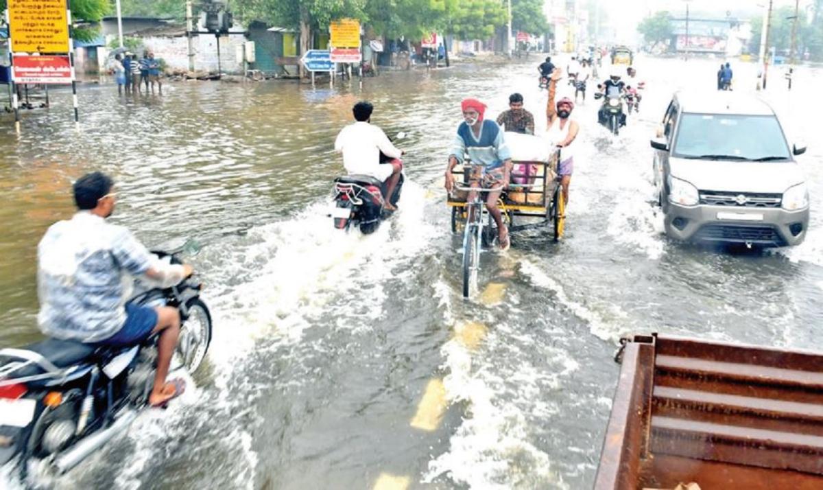 தூத்துக்குடி மாவட்டத்தில் இந்த பகுதிகளில் நிவாரண பணிகளை கண்காணிக்க 6 ஐஏஎஸ் அதிகாரிகள் நியமனம்.!!