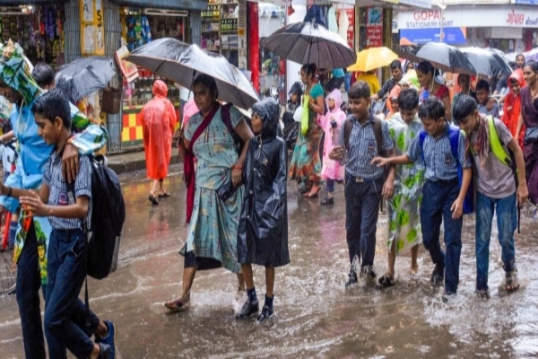 புதுச்சேரியில் இந்தப் பகுதியில் மட்டும் பள்ளி, கல்லூரிகளுக்கு இன்று விடுமுறை… வெளியான அறிவிப்பு…!!!