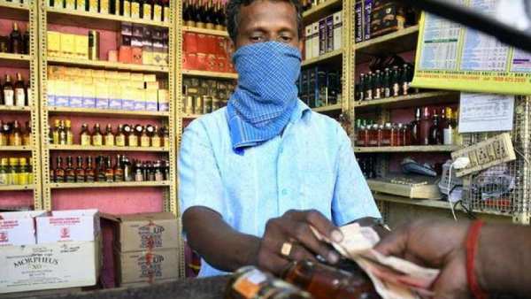 மதுபான பாட்டில்களில் பார் கோடு ஸ்டிக்கர்…. தமிழக அரசு புதிய அதிரடி அறிவிப்பு….!!!