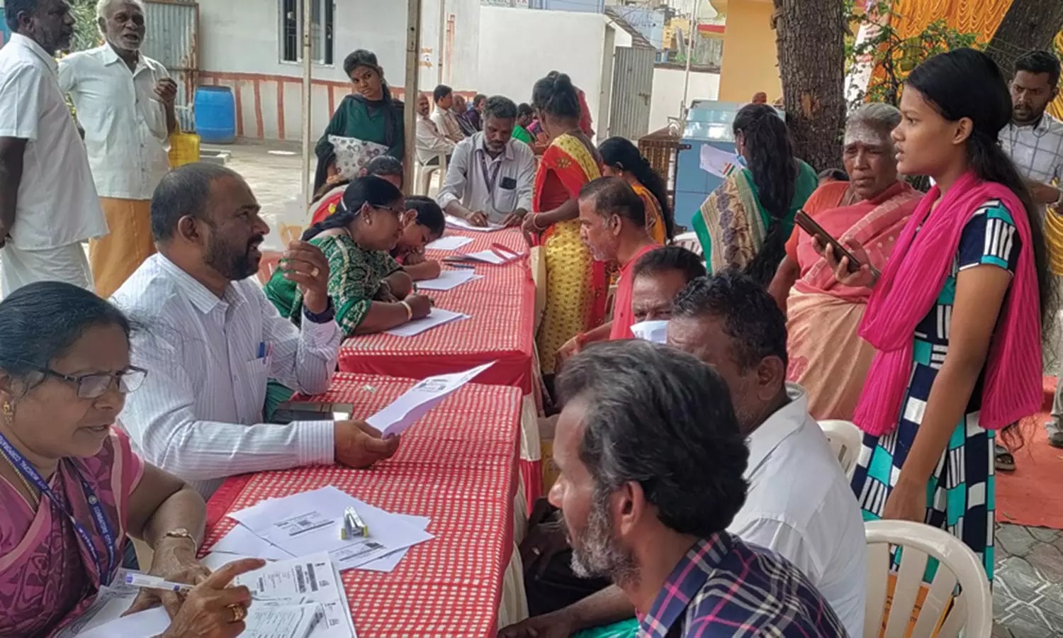 சென்னையில் இன்று 7 இடங்களில் மக்களுடன் முதல்வர் சிறப்பு முகாம்… உடனே கிளம்புங்க…!!