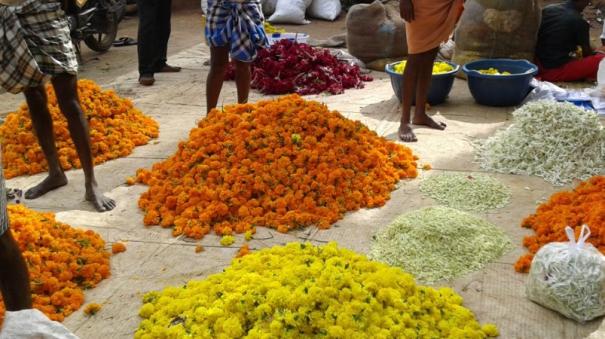 தமிழகத்தில் இன்று ஒரே நாளில்… பூக்களின் விலை கிடுகிடு உயர்வு….!!!!