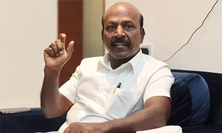 தமிழக மக்களே உஷார்… வீட்டிலேயே சிகிச்சை எடுக்கக் கூடாது… அமைச்சர் எச்சரிக்கை…!!!