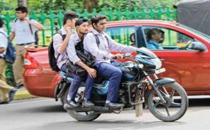 பிள்ளைகள் தவறு செய்தால் பெற்றோருக்கு இப்படி ஒரு தண்டனையா?… மாநில அரசு அதிரடி உத்தரவு..!!!