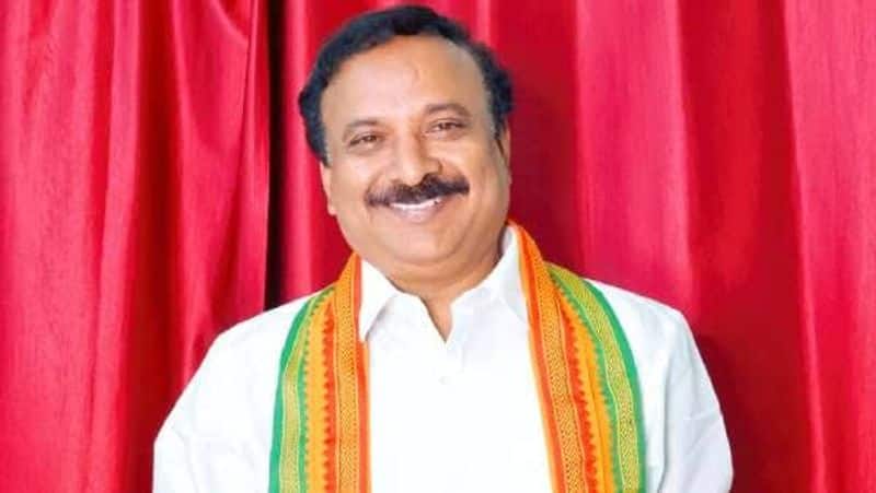 “தலைகீழா நின்னு தண்ணி குடிச்சாலும் நடக்காது” எடப்பாடி பற்றி பாஜக தலைவர்….!!
