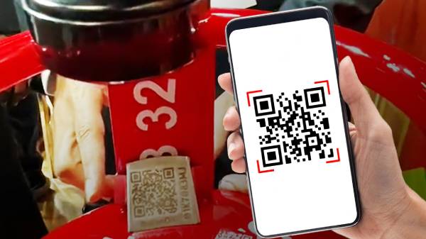 LPG கேஸ் சிலிண்டரில் ஒட்டப்படும் QR குறியீடு… எதற்காக தெரியுமா…? இதோ கட்டாயம் தெரிஞ்சிக்கோங்க…!!!