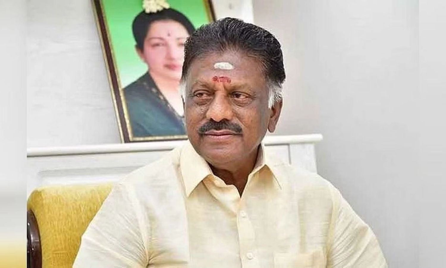 தேர்தலில் போட்டியிடாமல் விலகுகிறாரா ஓபிஎஸ்…? பாஜகவால் எடுத்த திடீர் முடிவு…!!