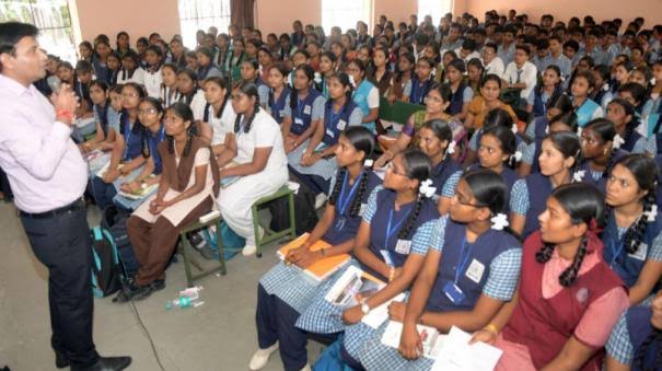 அரசு பள்ளி மாணவர்களுக்கு இன்று முதல் நீட் பயிற்சி வகுப்பு… தமிழக அரசு அறிவிப்பு…!!!