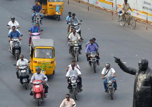 அதிகரிக்கும் வாகன சத்தத்தால் மாரடைப்பு அபாயம்…. எச்சரிக்கும் விஞ்ஞானிகள்…!!