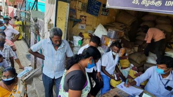 ரேஷன் அட்டை இல்லாமலும் இனி பொருட்கள் வாங்கலாம்… தமிழக அரசு சூப்பர் அறிவிப்பு…!!!