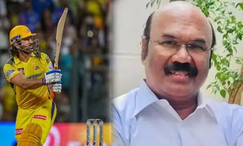 “சாகாவரம் கொண்ட படைத்தலைவன்”… அவருக்கு ஓய்வே இல்லை… எம்.எஸ் தோனியை புகழ்ந்த ஜெயக்குமார்…!!!