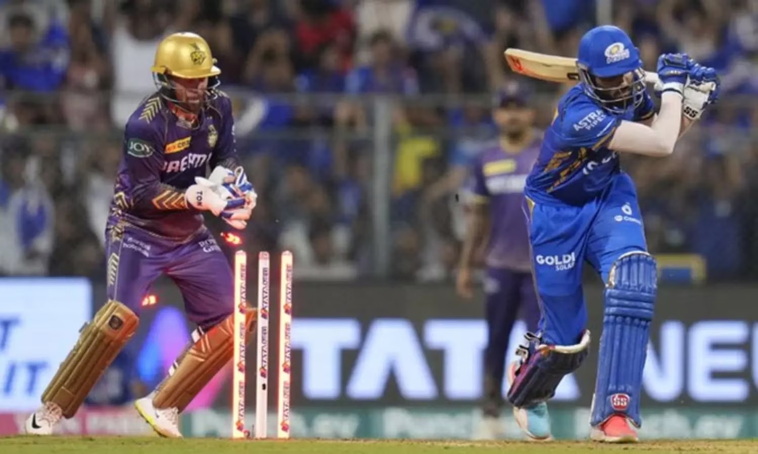 KKR Vs MI: ஐபிஎல் தொடரில் முதல் அணியாக பிளே ஆப் வாய்ப்பை இழந்தது மும்பை இந்தியன்ஸ்…!!!