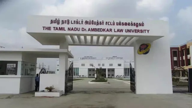 +2 முடித்த மாணவர்களே சட்டம் படிக்க விருப்பமா? விண்ணப்ப தேதி அறிவிப்பு….!!!