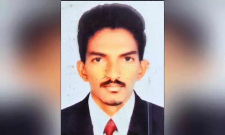 பெரும் அதிர்ச்சி..! ஆன்லைன் சூதாட்டத்தால் கல்லூரி மாணவர் தூக்கிட்டு தற்கொலை…!!!