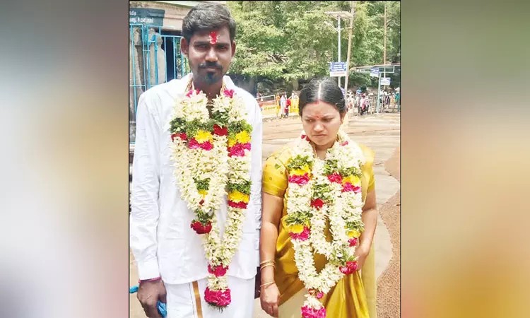 “2-ம் திருமணம் செய்த மெக்கானிக்”… முதலிரவில் காத்திருந்த அதிர்ச்சி… அடுத்தடுத்து நடந்த பரபரப்பு..!!!