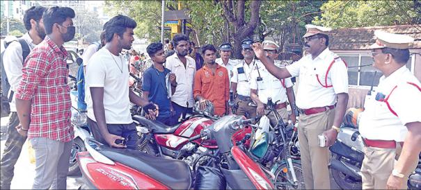 ஆங்காங்கே விளம்பரம்…. இனி இதற்கு பணம் கொடுப்பதும், வாங்குவதும் குற்றம்…. வெளியான எச்சரிக்கை…!!