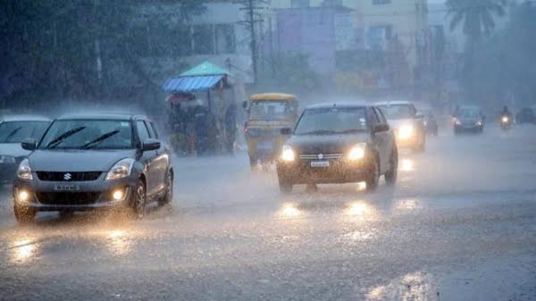 கனமழை எச்சரிக்கை… 4 மாவட்டங்களுக்கு விரைந்த பேரிடர் மீட்பு படை….!!!