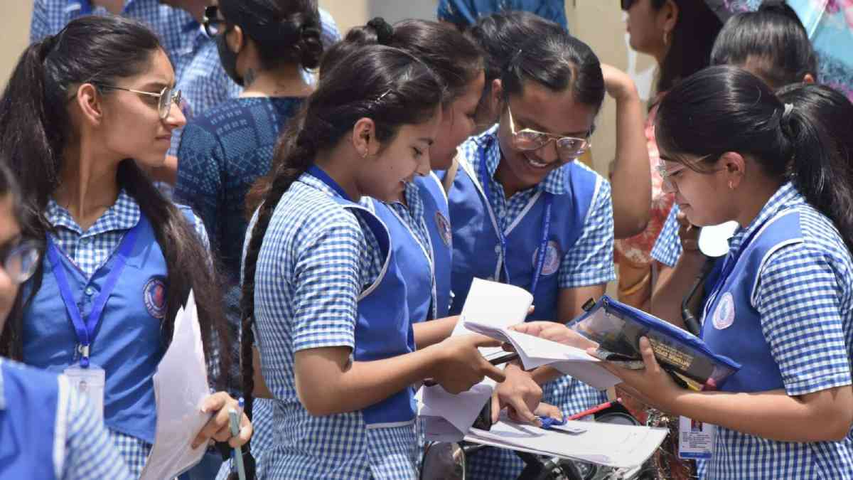 11ஆம் வகுப்பு பொதுத்தேர்வு முடிவுகள்…. ஆசிரியர்களுக்கு முக்கிய அறிவிப்பு….!!!