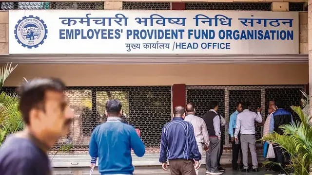 பி.எஃப் பயனர்கள் கவனத்திற்கு…. இனி இதற்கு மட்டுமே அனுமதி… EPFO அறிவிப்பு….!!!
