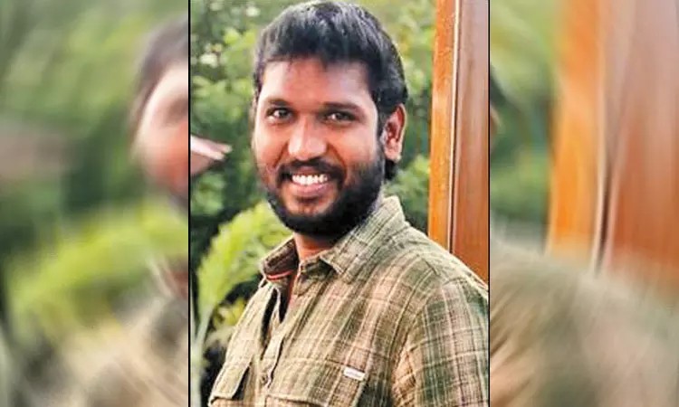 “மயக்க மருந்து கொடுத்து இளம்பெண் கற்பழிப்பு”…‌ சினிமா தயாரிப்பாளர் அதிரடி கைது…!!!