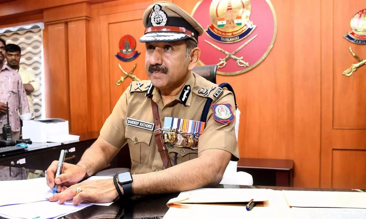 ஆம்ஸ்ட்ராங் கொலை எதிரொலி…? சென்னை கமிஷனர் சந்தீப் ராய் ரத்தோர் திடீர் பணியிட மாற்றம்…!!!