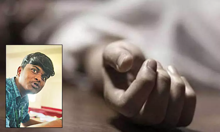 “எனக்கு உடம்பு சரியில்லை”… நான் வீட்டுக்கு வரப்போகிறேன்… அம்மாவிடம் கூறிய சிறிது நேரத்தில் மாணவன் விபரீத முடிவு…!!