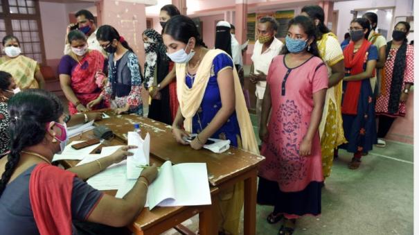 அரசு கலை, அறிவியல் கல்லூரிகளில் மாணவர் சேர்க்கை…. நாளையே கடைசி நாள்… உடனே போங்க…!!!